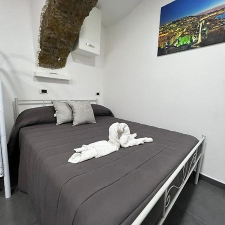 Apartamento House Della Grotta Nápoles Exterior foto
