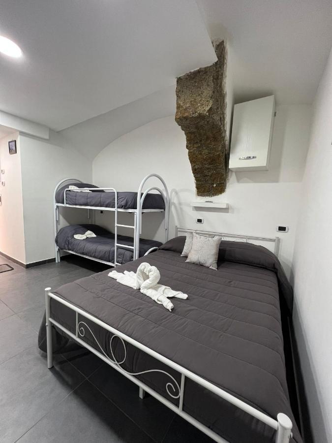 Apartamento House Della Grotta Nápoles Exterior foto